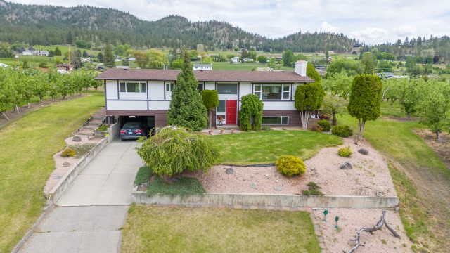 14918 Dale Meadows Road | $1,250,000 | MLS® 10315290