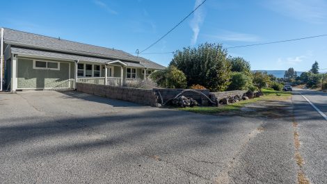 11514 Jubilee Road W | $735,000 | MLS® 10329082 | Summerland